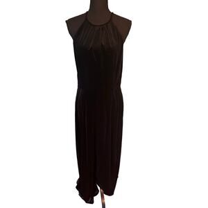 Luxe by Carmen Marc Valvo Black Velvet Jumpsuit – Size 8